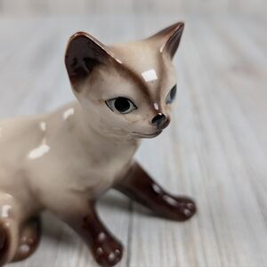 Vintage Siamese Cat Kitten 2.75"x4" Ceramic